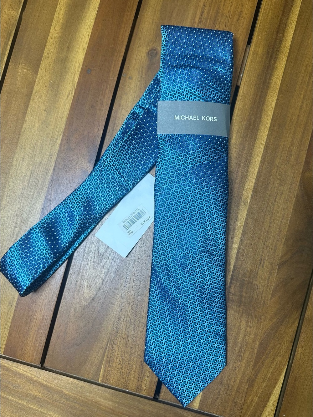 NWT Michael Kors Men's Blue Geometric 100% Silk Tie